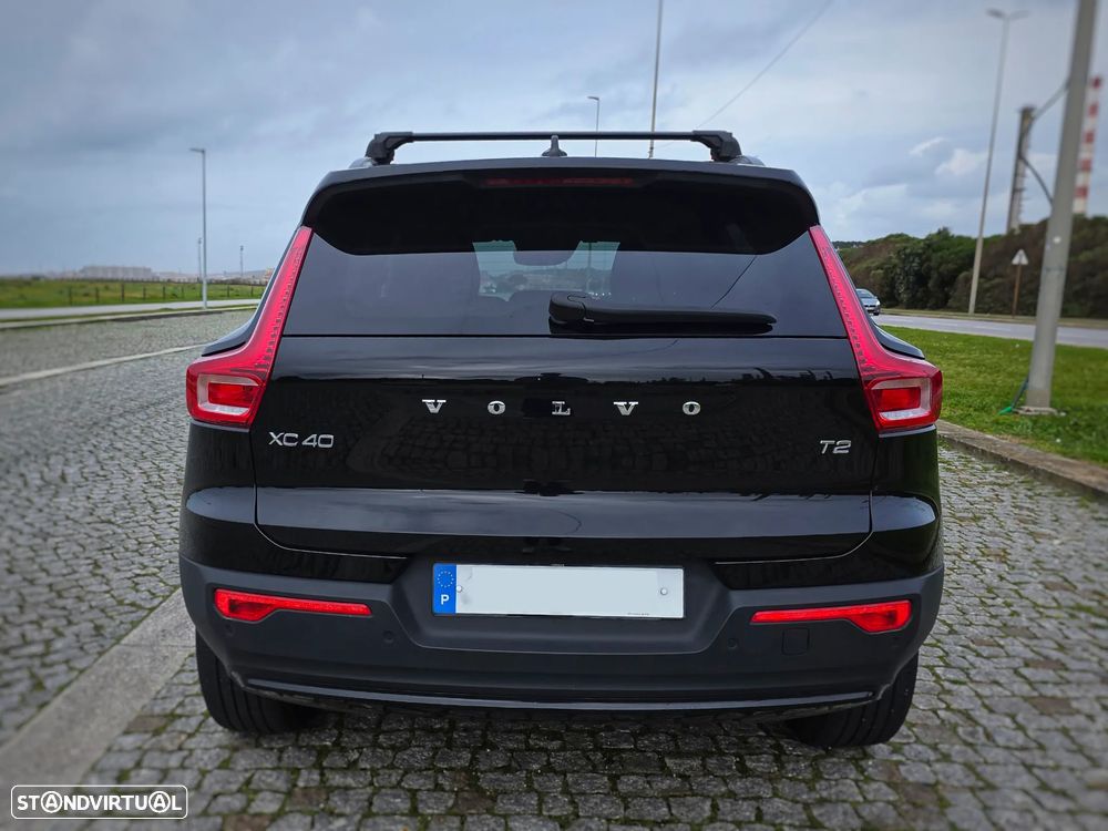 Volvo XC 40 1.5 T2 Plus Dark Auto - 5