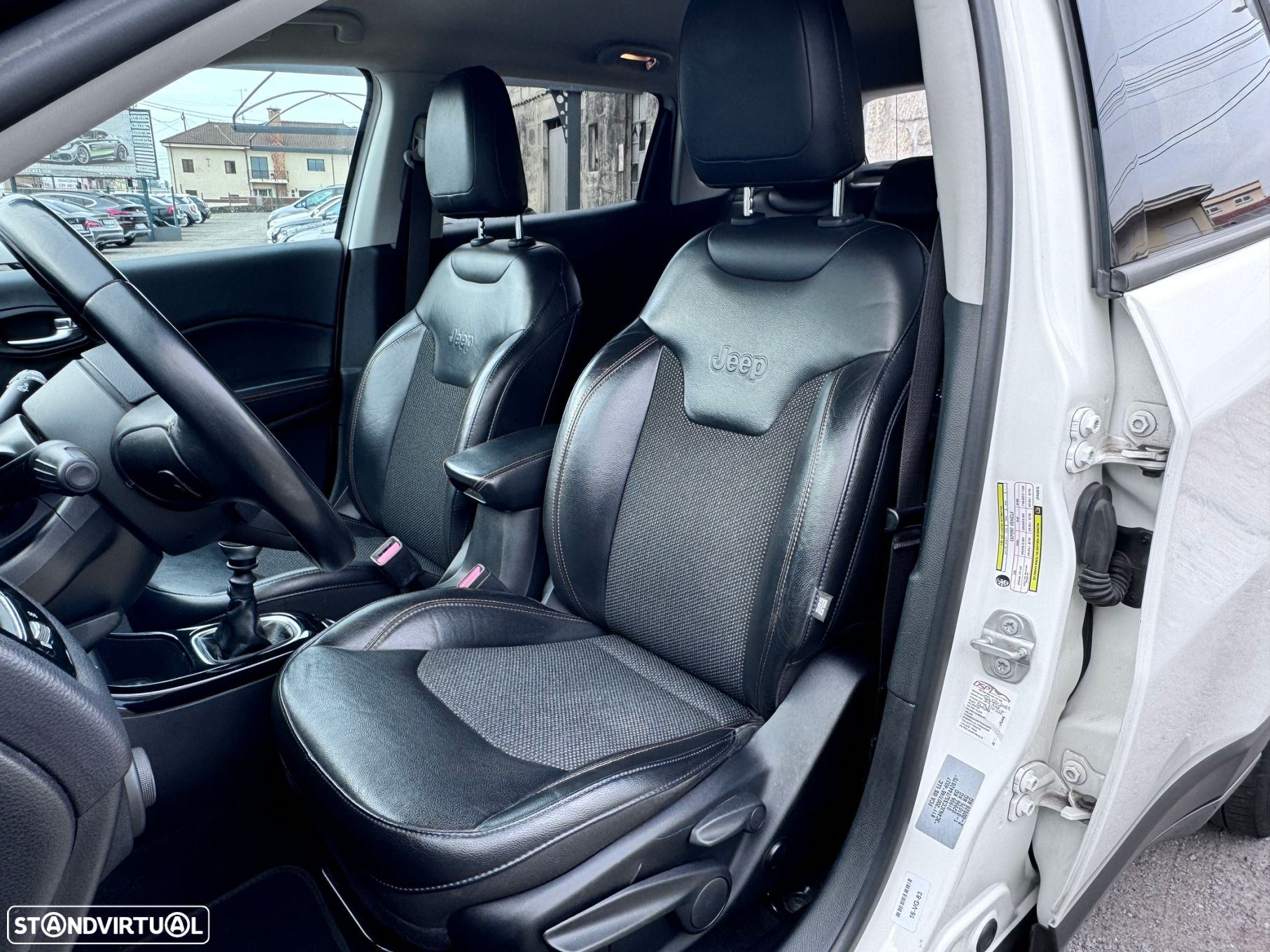 Jeep Compass 1.6 M-Jet Limited - 14