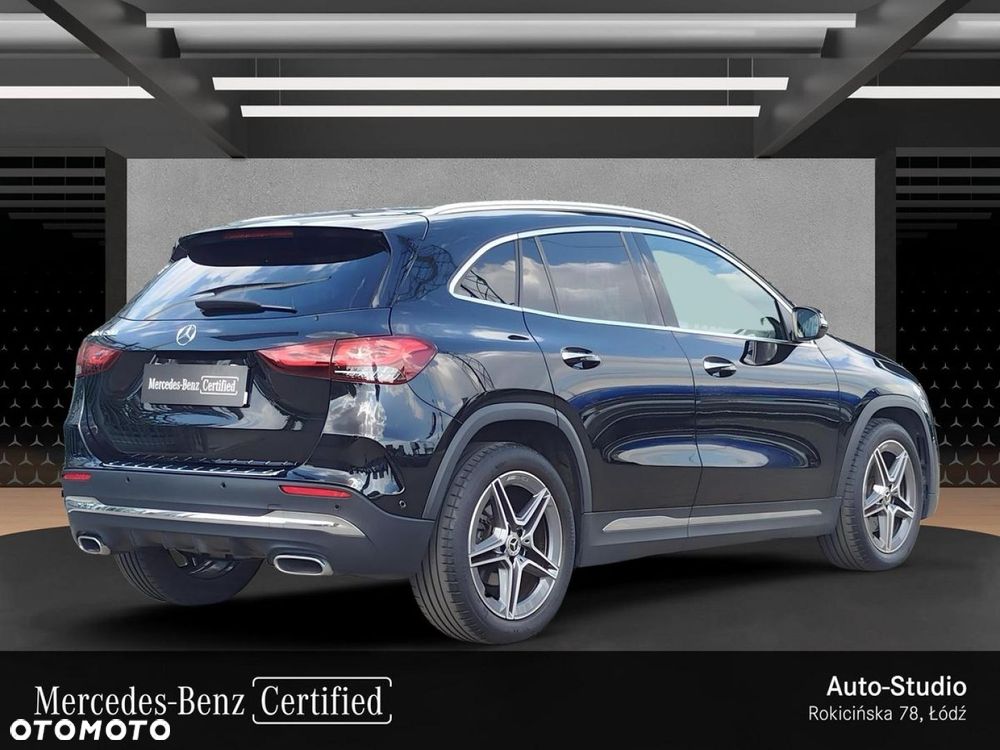 Mercedes-Benz GLA - 7