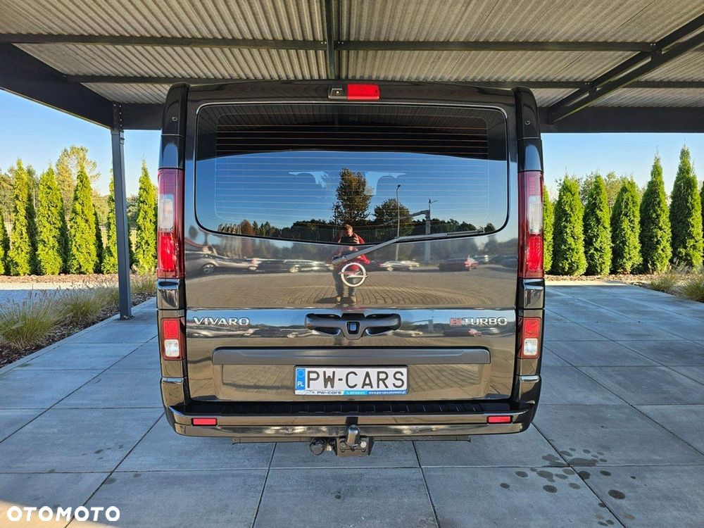 Opel Vivaro - 8