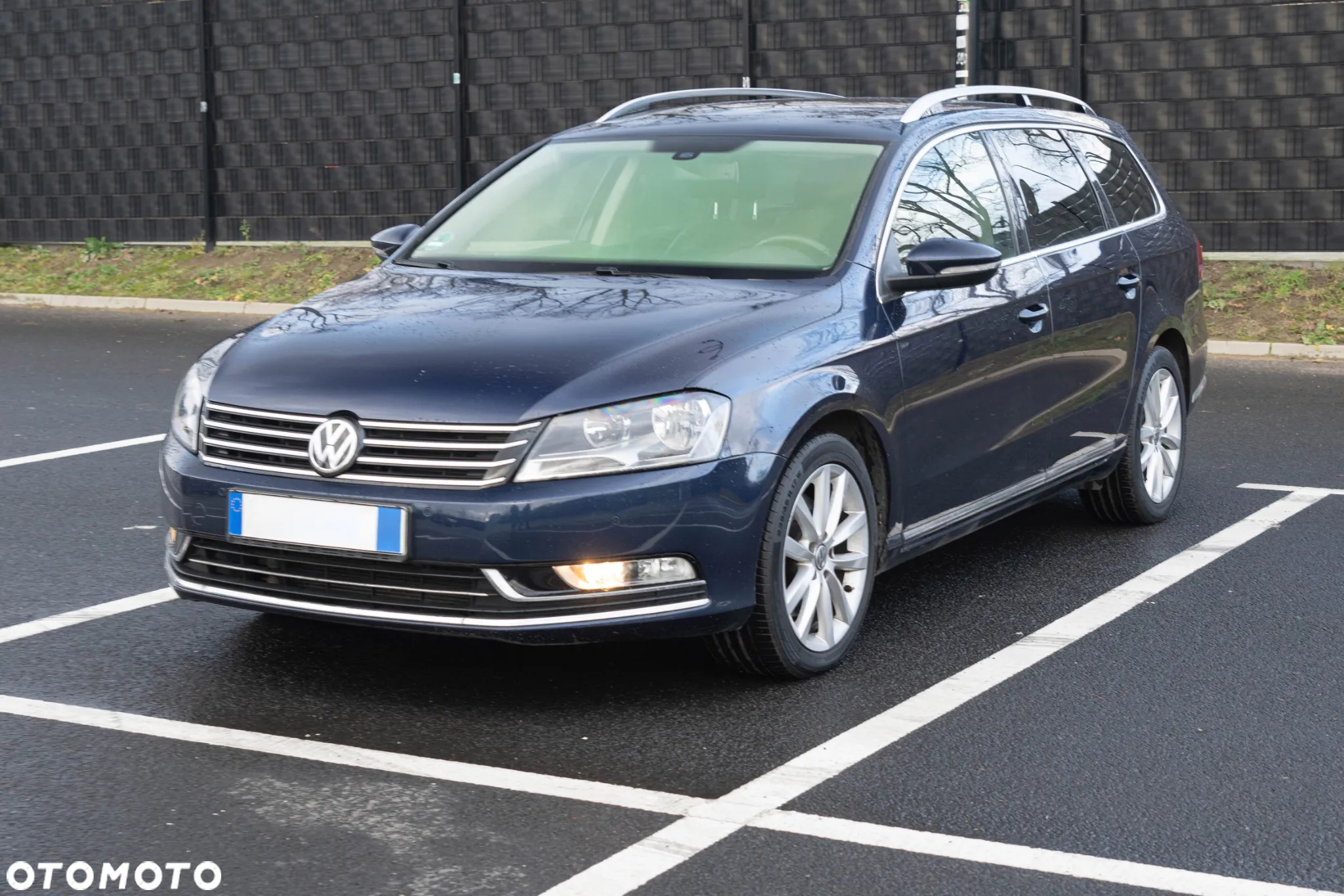 Volkswagen Passat Variant 2.0 TDI DSG BlueMotion Technology Comfortline - 2