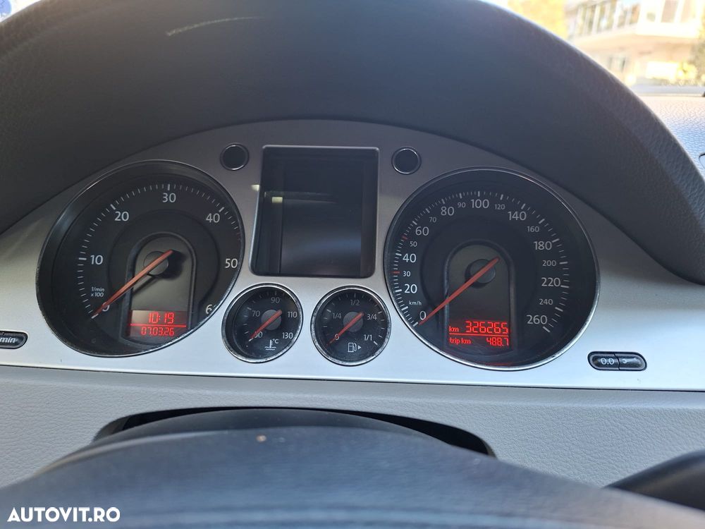 Volkswagen Passat - 9