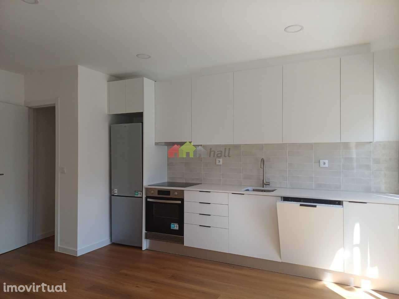 Apartamento T1 - 2º andar totalmente remodelado, no Lavradio - Barreir - Grande imagem: 2/13