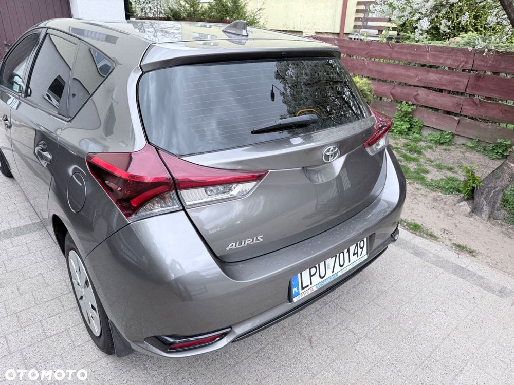 Toyota Auris - 3