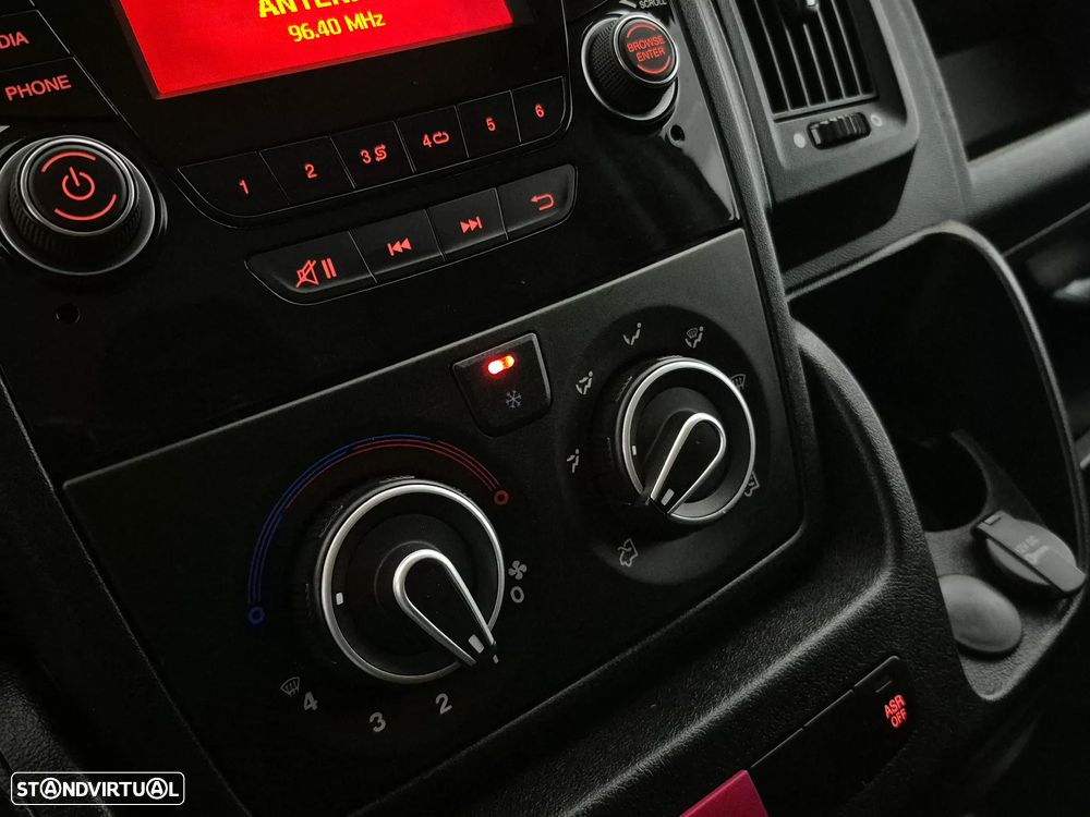 Peugeot Boxer 2.2HDI - 57.000KM | GARANTIA | NACIONAL - 17