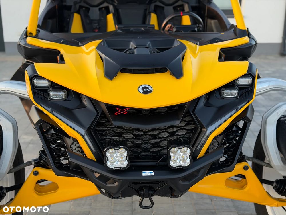 Can-Am Maverick - 10