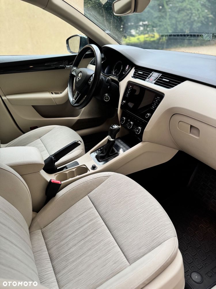 Skoda Octavia 1.5 TSI ACT Style DSG - 18