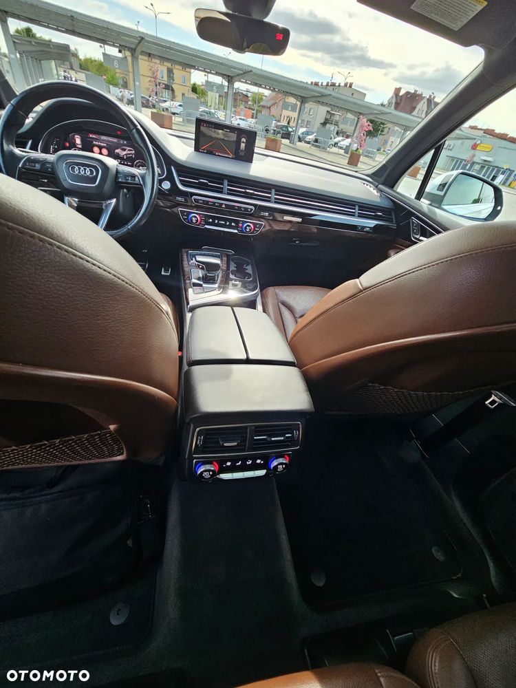 Audi Q7 3.0 TFSI Quattro Tiptronic - 14