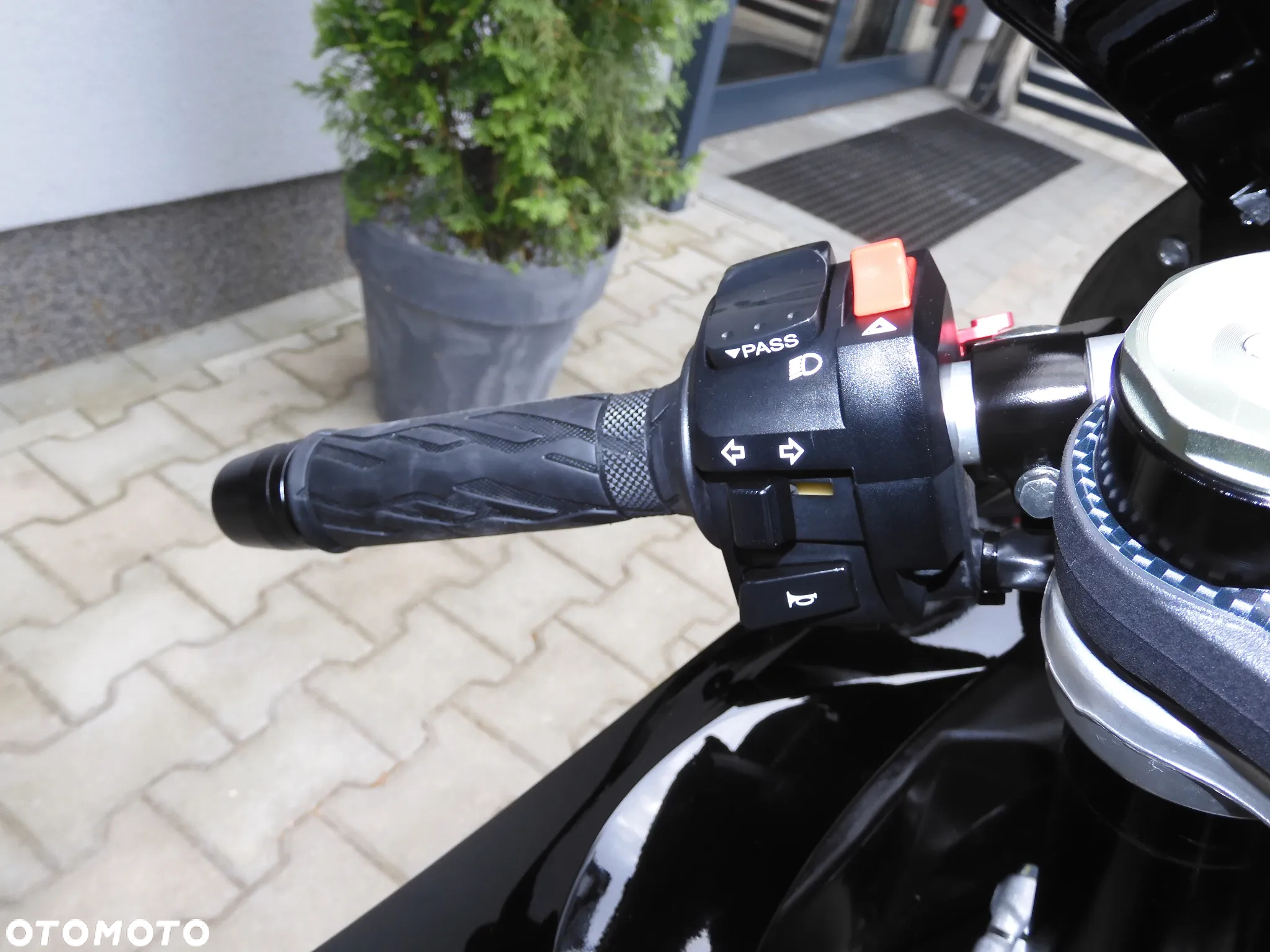 Suzuki GSX-R - 12