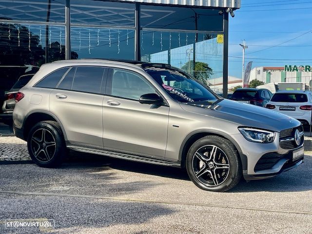 Mercedes-Benz GLC 300 de 4Matic 9G-TRONIC AMG Line - 27