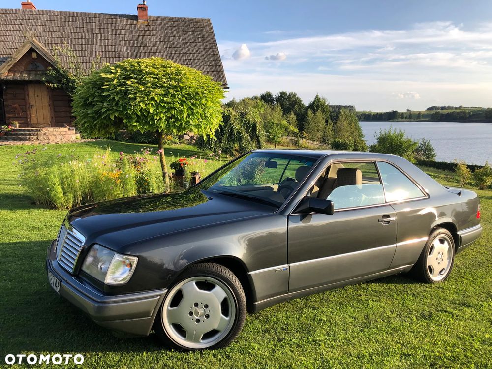 Mercedes-Benz Klasa E - 1