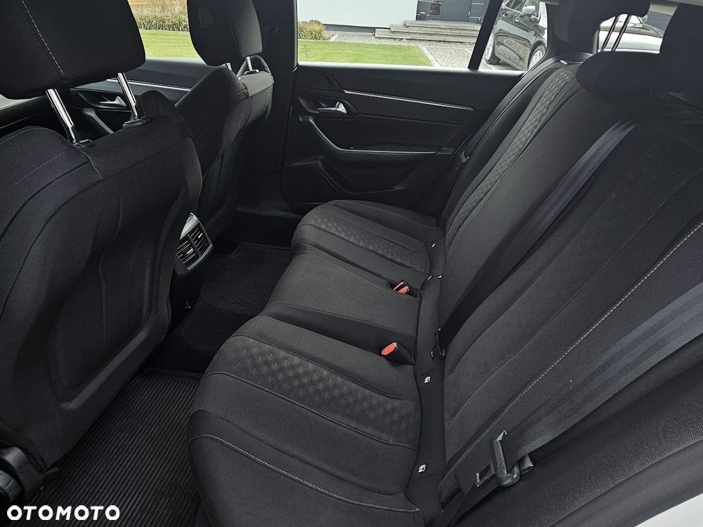 Peugeot 508 BlueHDi 130 EAT8 Active Business-Paket - 19