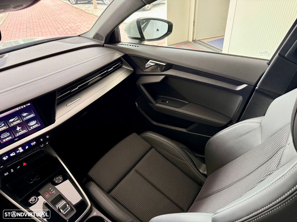 Audi A3 Sportback 40 TFSIe S line - 25