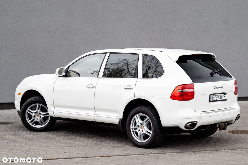 Porsche Cayenne - 13