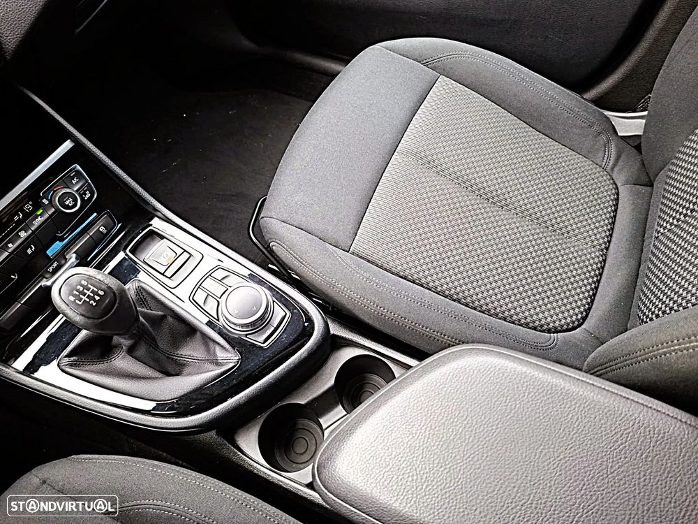 BMW 216 Active Tourer d Advantage - 36