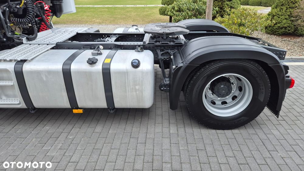 Mercedes-Benz MERCEDES-BENZ///ACTROS///BIG SPACE///1851///2020///JEDYNE 220  TYŚ KM///STANDARD///DUŻE  ZBIORNIKI///EURO6///STAN JAK NOWY - 15