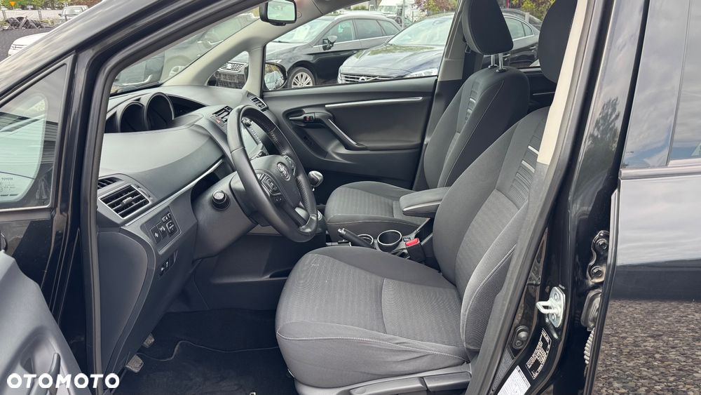 Toyota Verso 1.8 Premium EU5 7os - 26