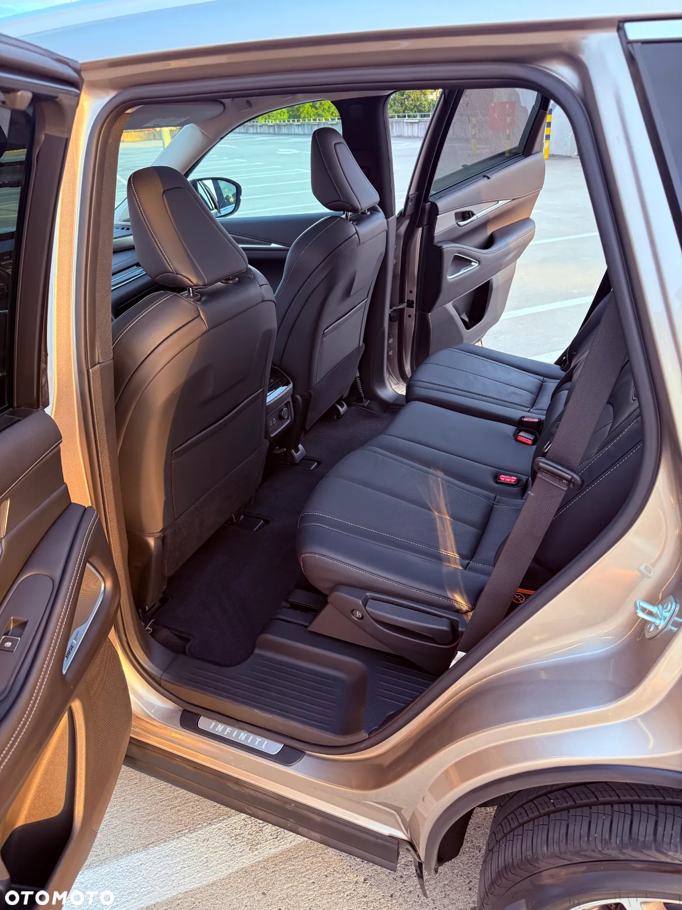 Infiniti QX60 - 30