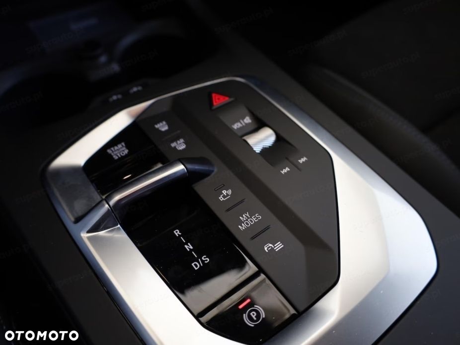 BMW Seria 2 218d M Sport - 11