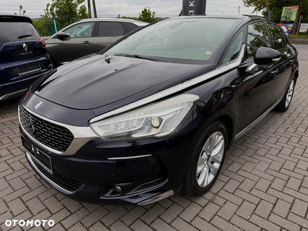 DS Automobiles DS 5