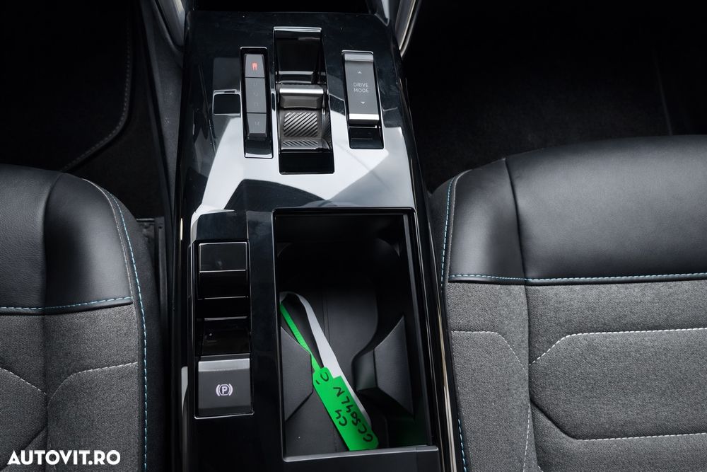 Citroën C4 1.2 PureTech S&S EAT8 Feel - 17