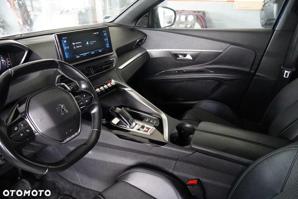 Peugeot 3008 1.5 BlueHDi Allure Pack S&S EAT8 - 15