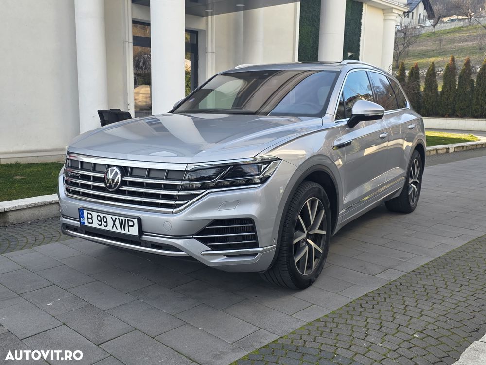 Volkswagen Touareg - 2