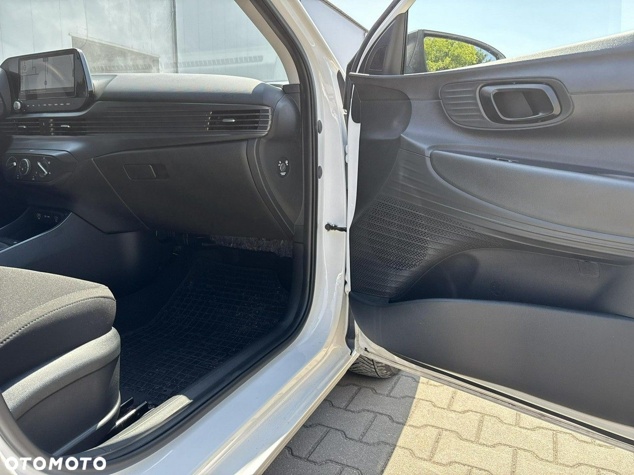 Hyundai i20 1.2 Pure - 17