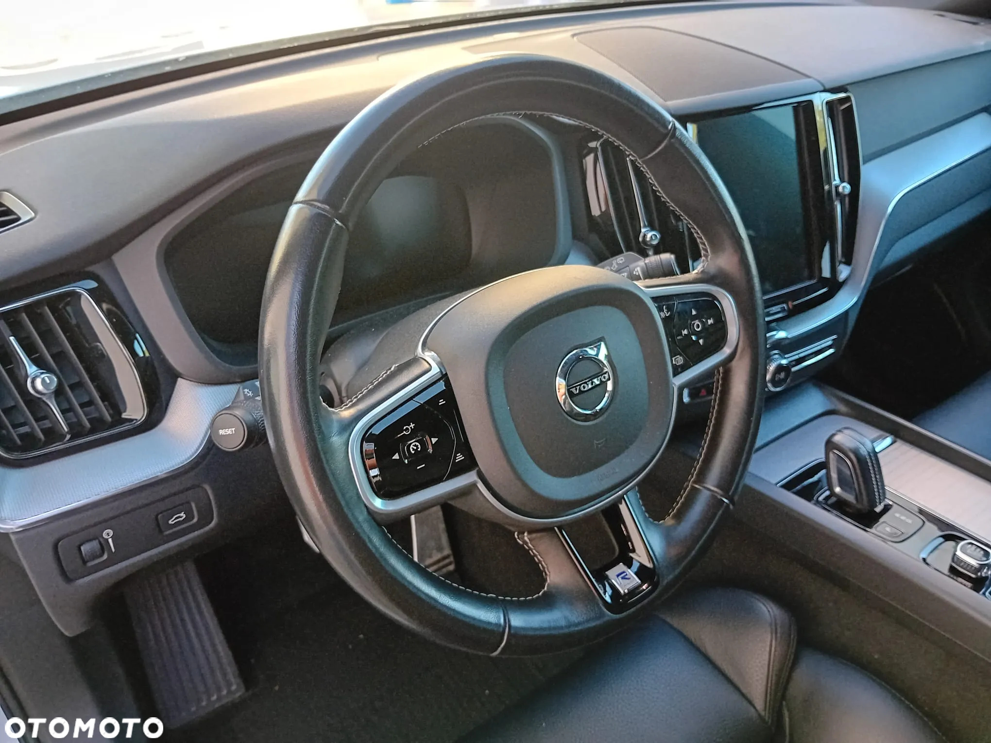 Volvo XC 60 D4 AWD R-Design - 5