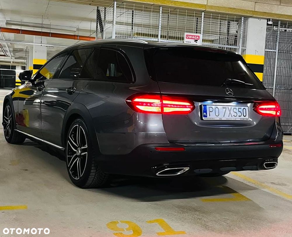 Mercedes-Benz Klasa E 220 d 4-Matic All-Terrain - 16