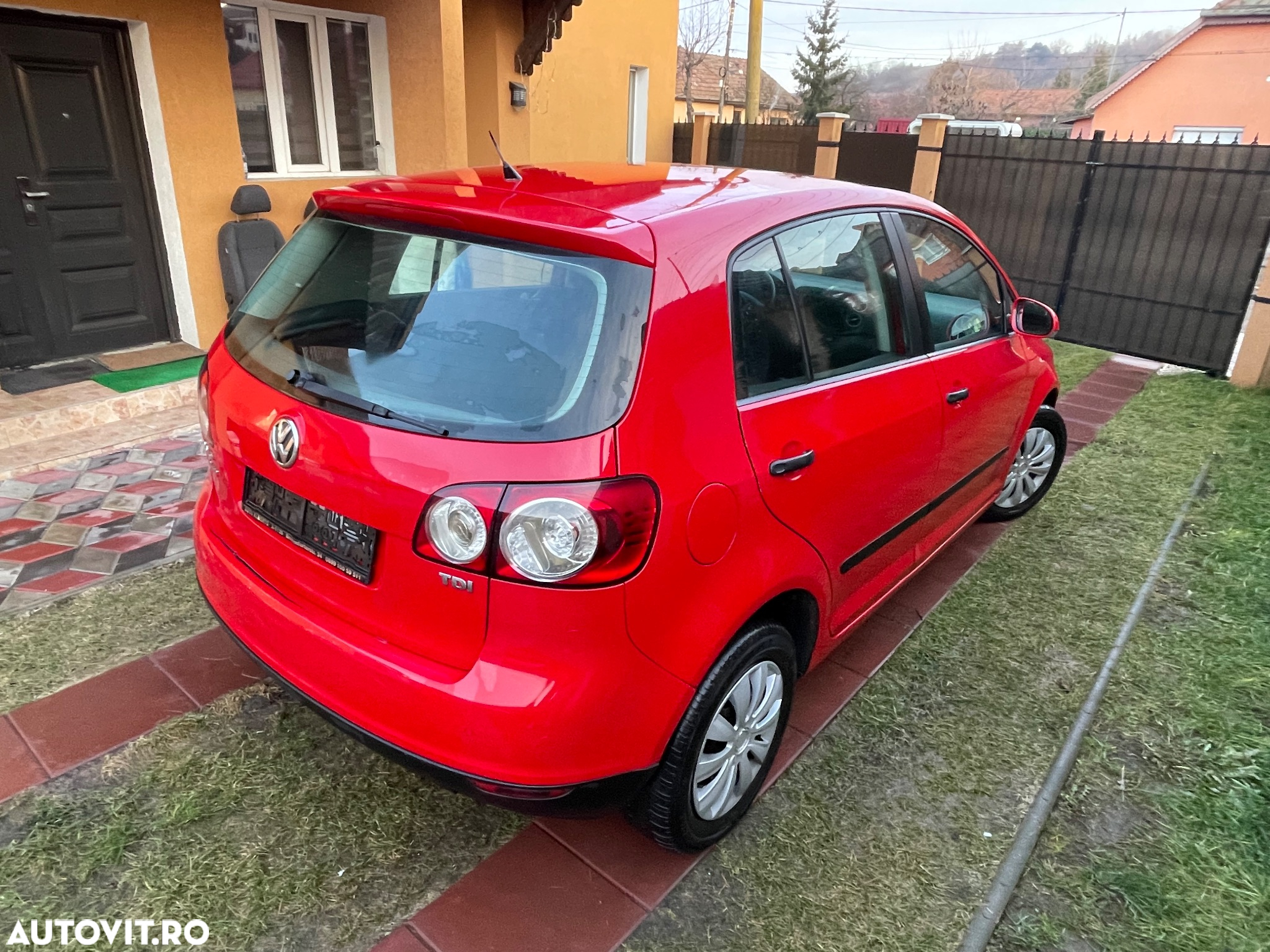 Volkswagen Golf Plus 1.9 TDI Trendline - 30