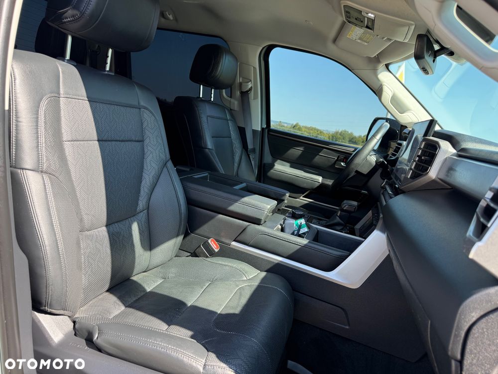 Toyota Tundra - 11