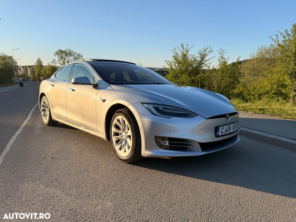 Tesla Model S - 20