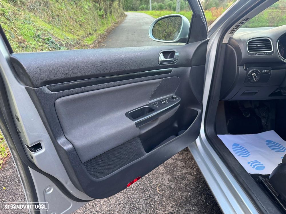 VW Golf Variant - 15