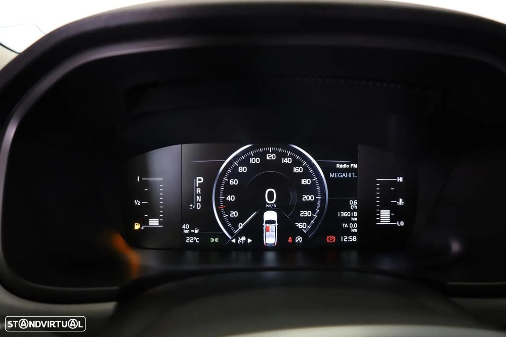Volvo V90 2.0 D4 Momentum Plus Geartronic - 23