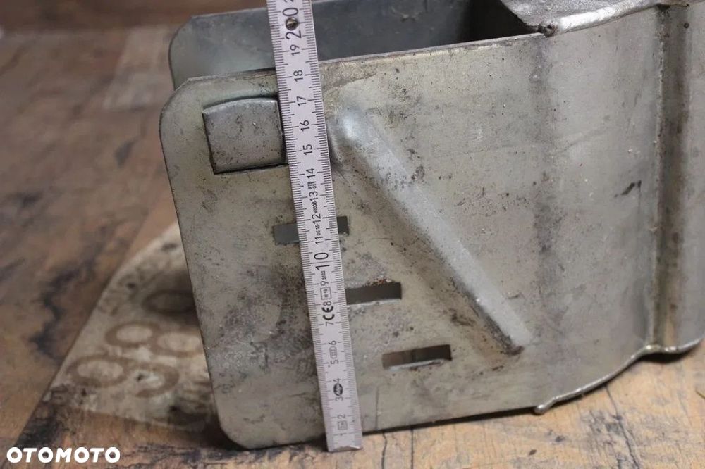 Blokada do lawety kampingu przyczepki - 2