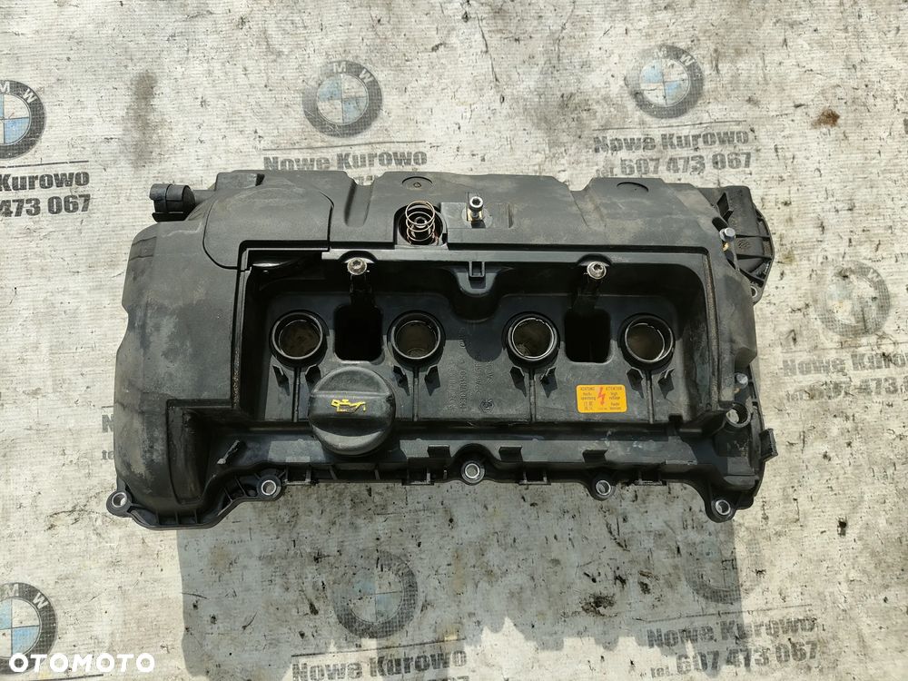MINI R56 R55 N16 1.6i Peugeot VTI Pokrywa zaworów M03017B150 - 1
