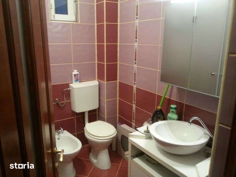 Inchiriez Bucuresti central; 2 camere — fotografia 1