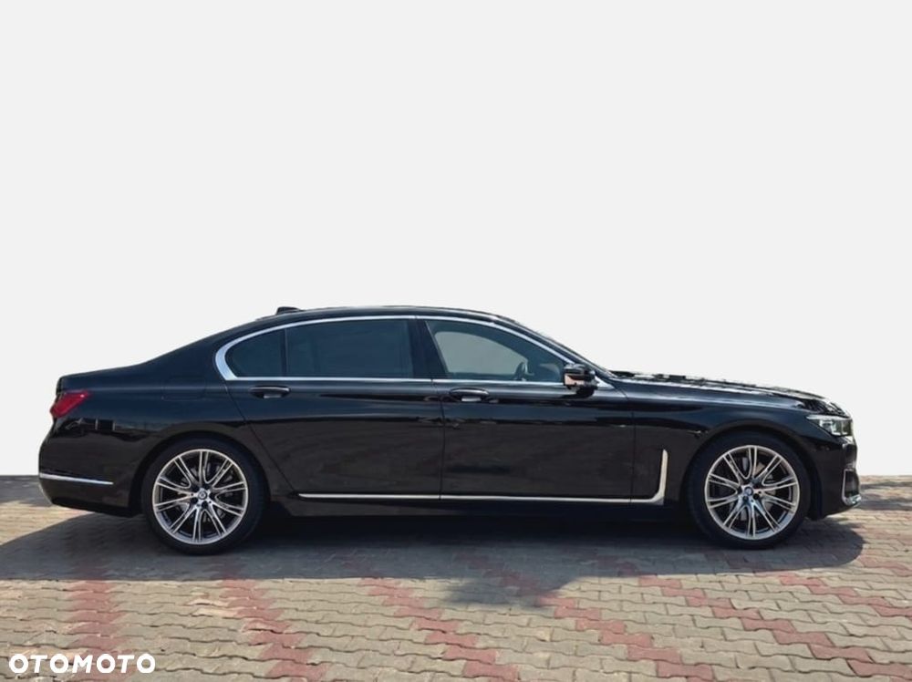 BMW Seria 7 750Ld xDrive - 34
