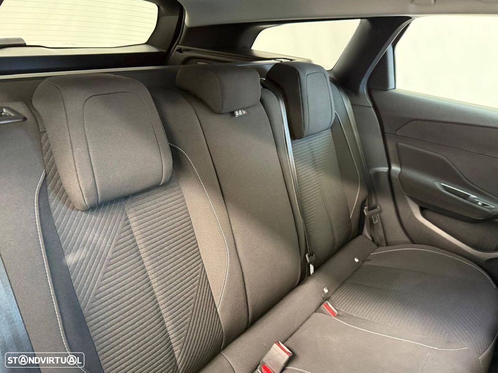 Peugeot 308 1.2 PureTech Active Pack - 19