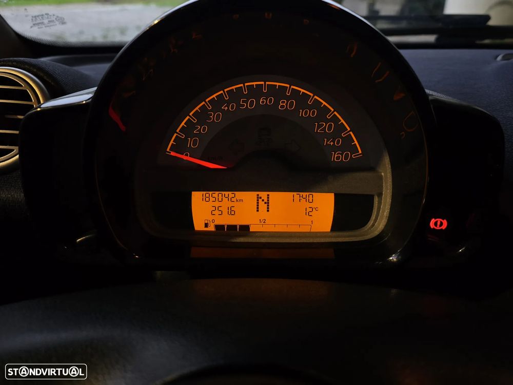 Smart ForTwo Coupé 1.0 mhd Pure 61 - 18