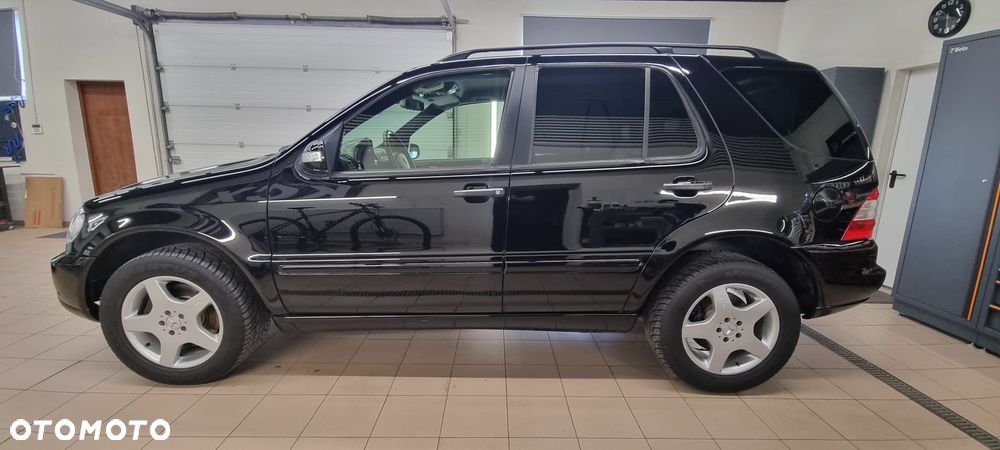 Mercedes-Benz ML - 12