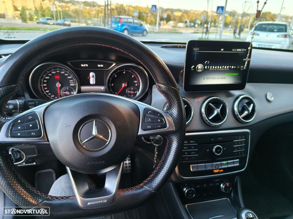 Mercedes-Benz CLA 180 - 12