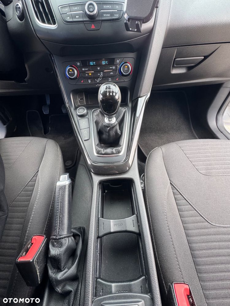 Ford Focus - 18