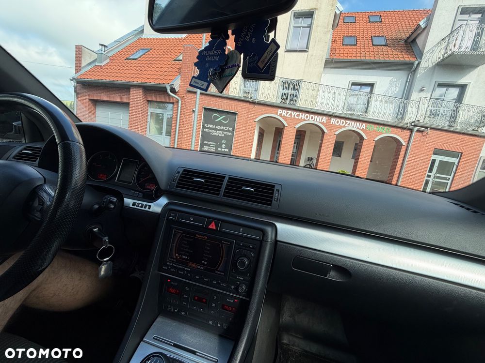 Audi A4 Avant - 5