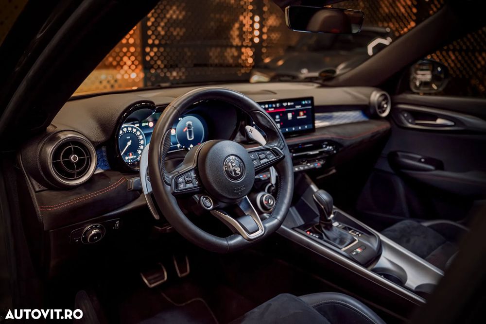 Alfa Romeo Tonale 1.5 FWD AT MHEV Veloce - 16