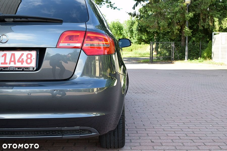 Audi A3 Sportback 1.4 TFSI S line Sportpaket - 10