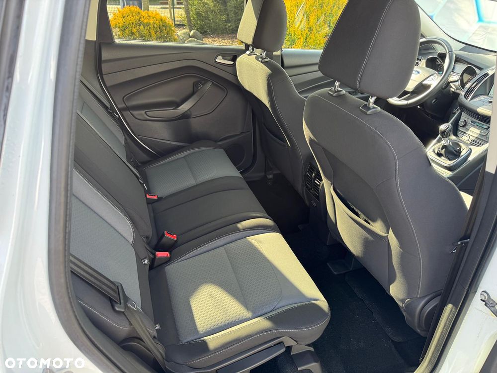 Ford Kuga 1.5 EcoBoost 2x4 Business Edition - 20