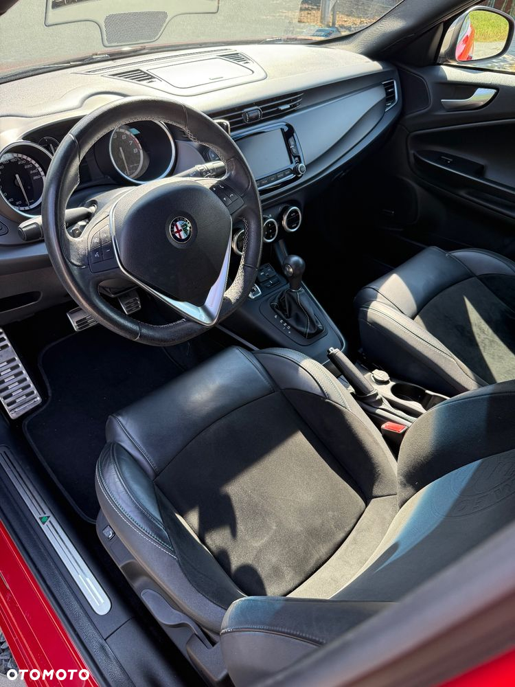 Alfa Romeo Giulietta 1750 TBi QV TCT - 18