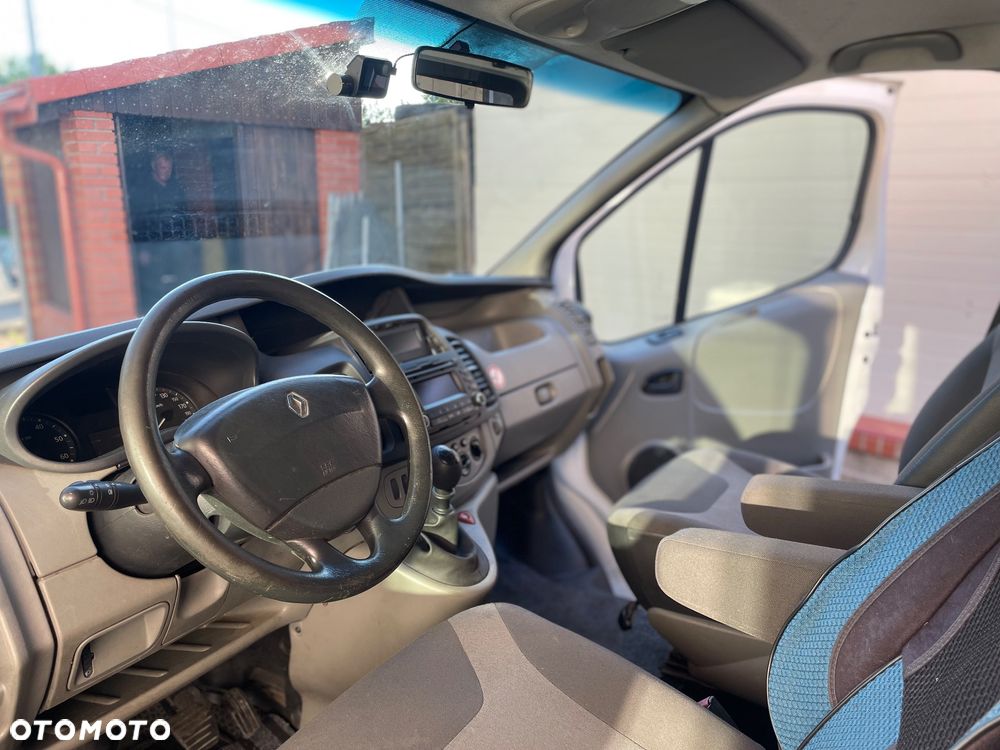 Renault Trafic - 6